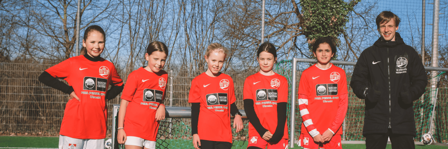 De-Utrechtse-Voetbalschool-open-training-meidenacademy-1